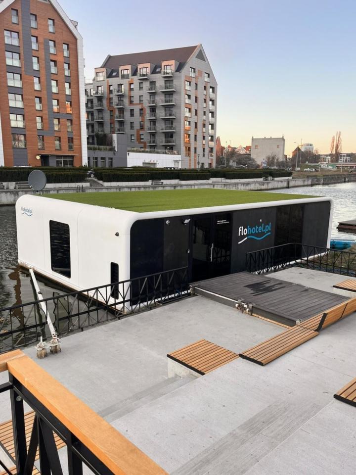 Dom Na Wodzie - Flohotel Gdansk Bagian luar foto